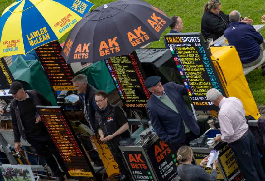 Bookmakers at Leopardstown racecourse 